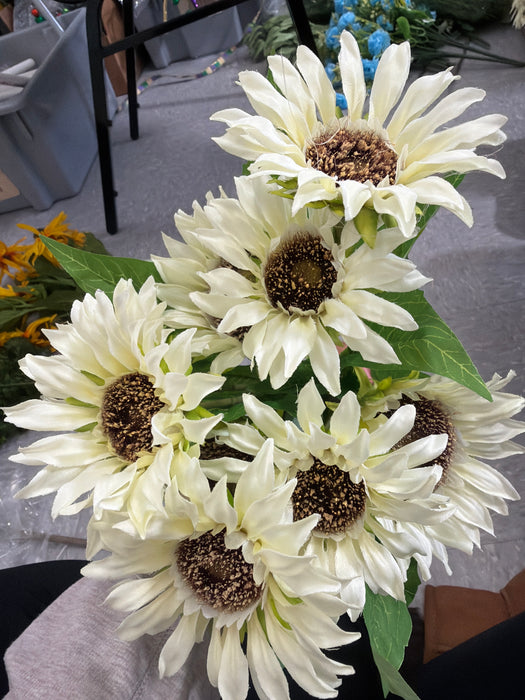 Sunflower Bush - 9 Stems - Cream - 12022 - DecoExchange®