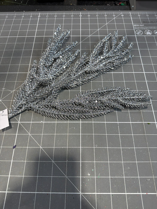 Xmas Pine Spray Silver 60162