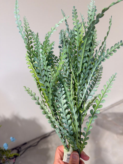 Plastic Fern Bush - 7 Stems - Forest Green - 59642 - DecoExchange®