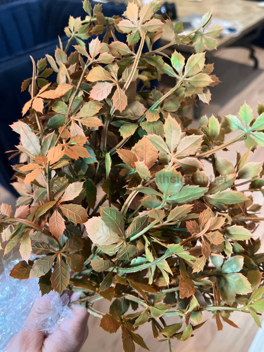 16In Plastic Sweetgum Leaves Bush Fall Mix IP530070 Pick