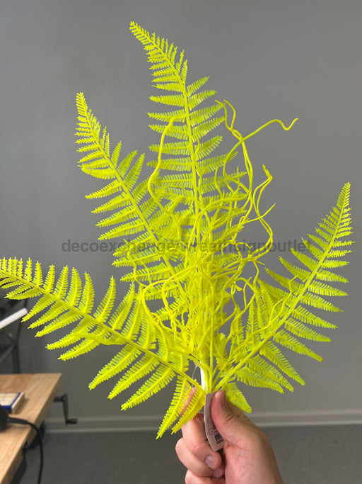 20 In Plastic Fern Wig Spray 85307-YEL Pick