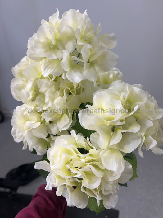 21 In Hydrangea Bush X 7 82514-CR Pick