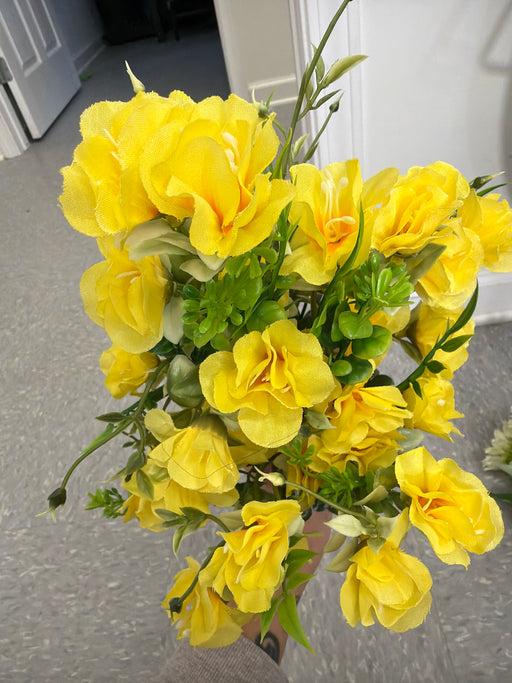 Azalea Bush - 9 Stems - Yellow - 37322 - DecoExchange®