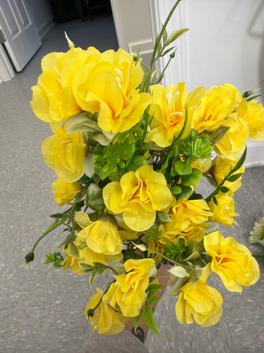 Azalea Bush - 9 Stems - Yellow - 37322 - DecoExchange®