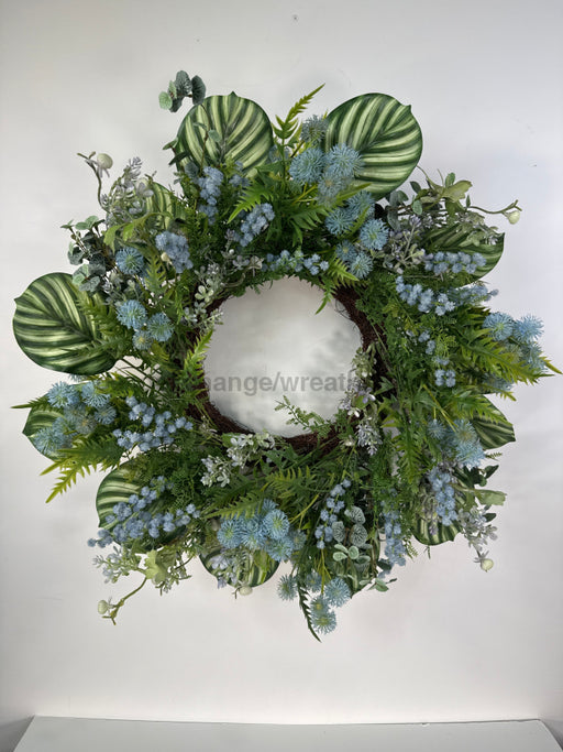 26In Fern&Burs Wreath 25S001 Blue