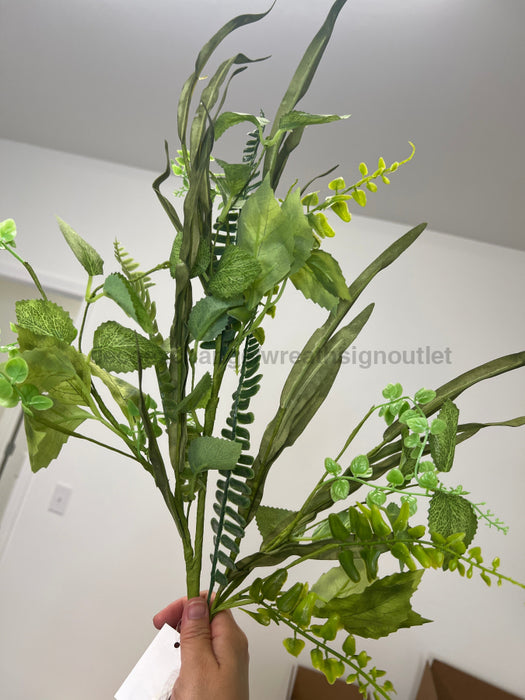 33 In Plastic Mixed Fern Spray 61639 Pick