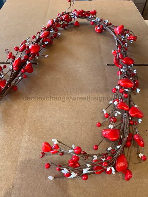 5 Ft Heart Berry Garland 61572 - DecoExchange