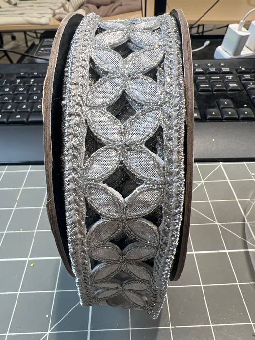 1.5" x 10 Yd Metallic Floral Silver 05-1663