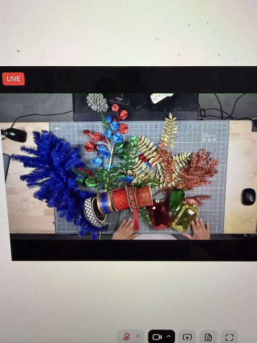 Jordan HFTH Live Wreath Kit - DecoExchange®