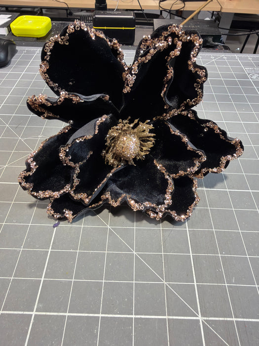 Christmas Magnolia Black/Champagne 25047