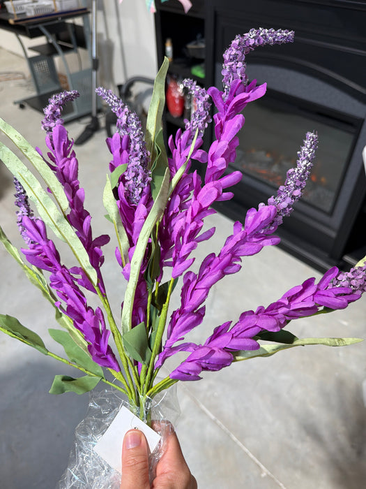 20In Bush-Purple Cluster Flowers With Heather IP35615
