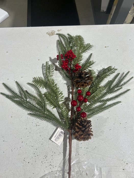 Pine & Berry Spray - 69483