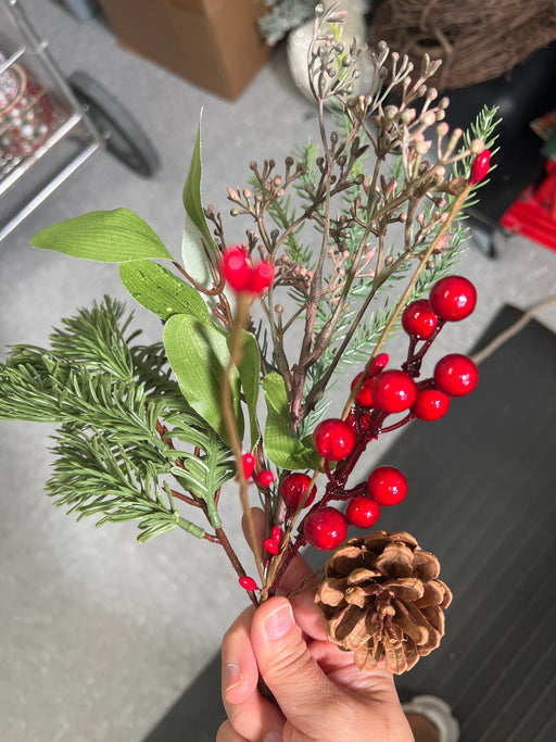 18In Pine Spray PA4832-GRED - DecoExchange®