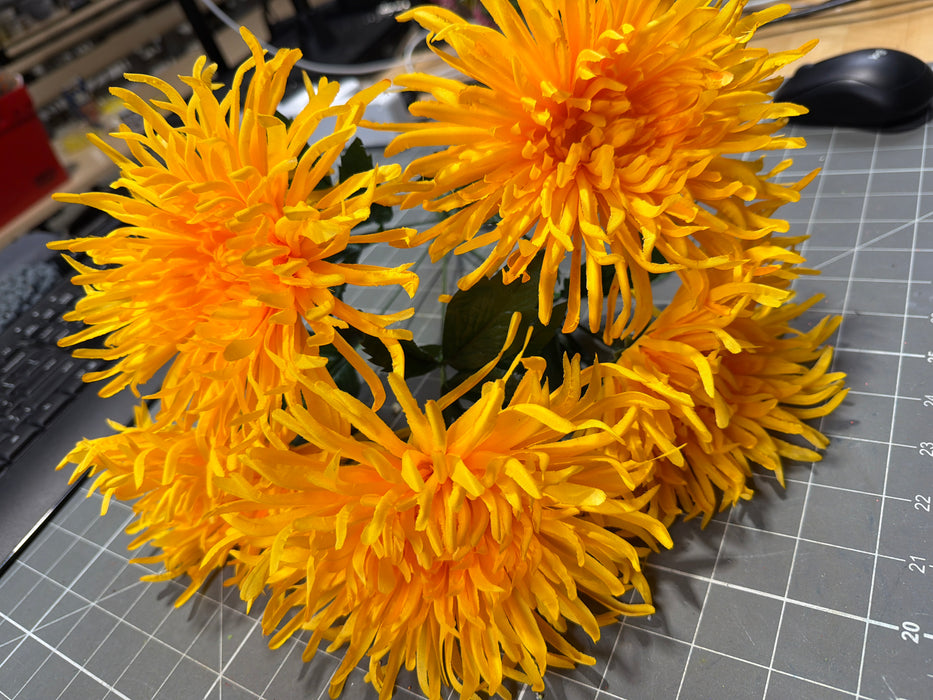 Lg Spider Mum Bush X 5 Yel 8Dz 18152 - DecoExchange®