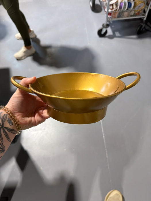 Antique Gold Raised Metal Bowl with Handles 8.5Dx3H IP571075