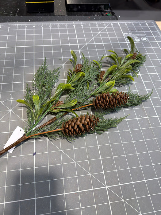 Christmas Cedar and Pine Cone Mix Pick 60832