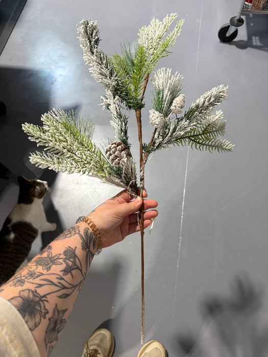 25in Spray-Heavy Snow Flocked Mix Pines IP511885