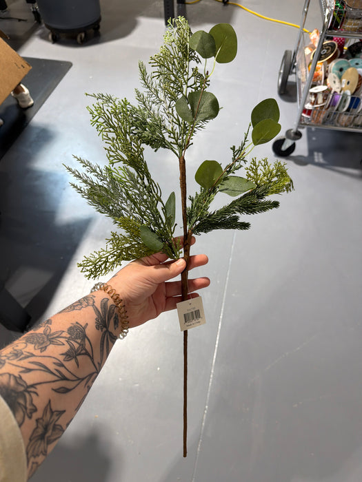 26in Branch-Mountain Fresh Mix Pine with Silver Dollar Leaves IP511735