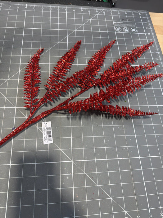 Christmas Small Fern Spray 3 Stems Red 60973