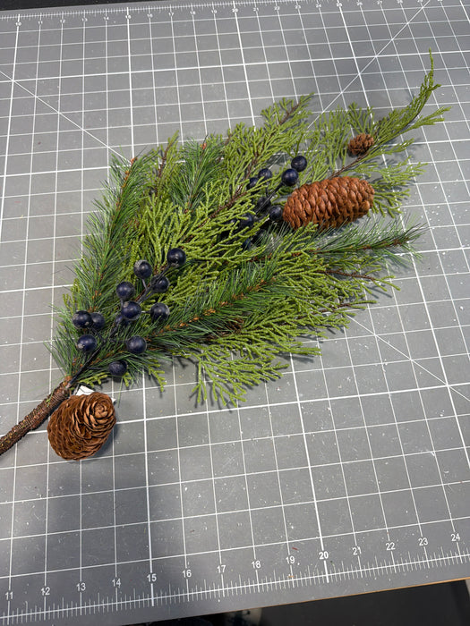 PVC Cedar with Cone Spray 38184