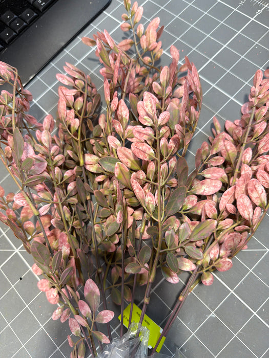 Plastic Hemlock Bush x 8 21" 57317MV