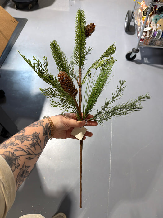 24in Spray-Evergreen Hill Country Mix Pines IP511855
