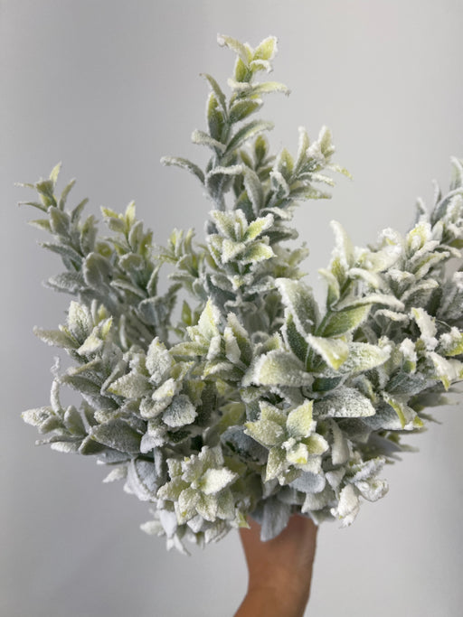 18" Snowed Tea Leaf Bush - 7 Stems 85286 - DecoExchange®