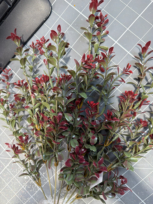 Plastic Boxwood Bush x 7 18" 57519BG