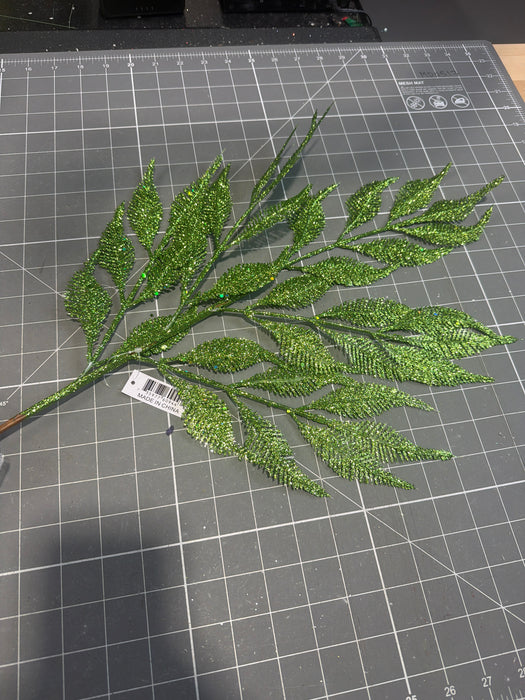 Christmas Small Fern Spray 5 Stems Green 60944