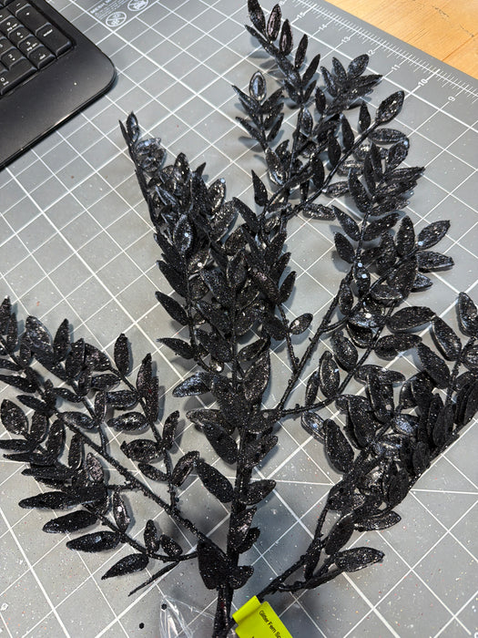 Glitter Fern Spray x 5 28" 57483BK
