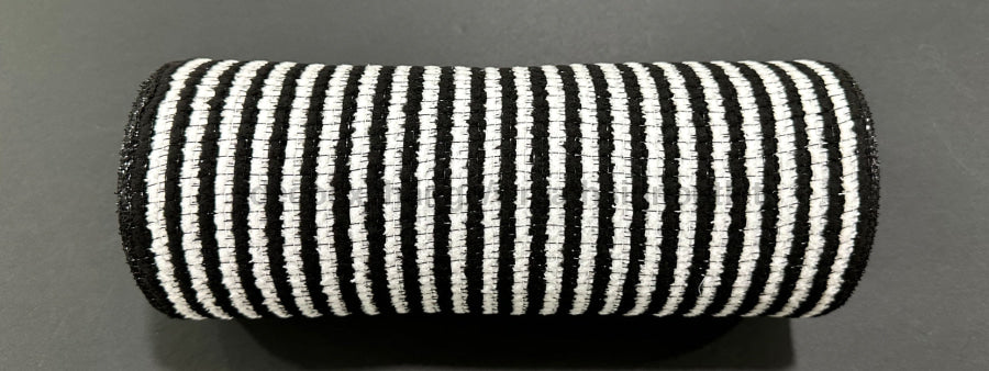 Blk-Wht All Snow Fuzz Strp Mesh 10’’X10Y XB253810-20 Mesh