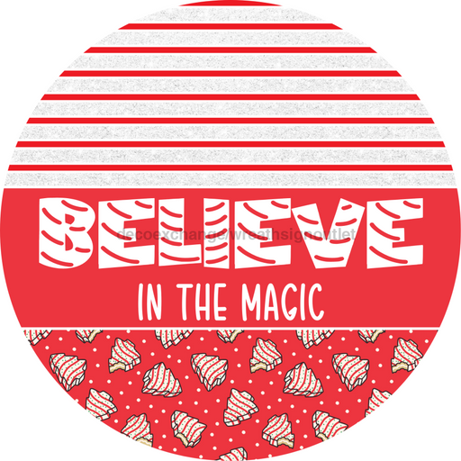 Door Hanger, Christmas Sign, Red Christmas Cake Sign, Welcome Sign, 18" Wood Sign, Round Sign, DecoExchange - DecoExchange®