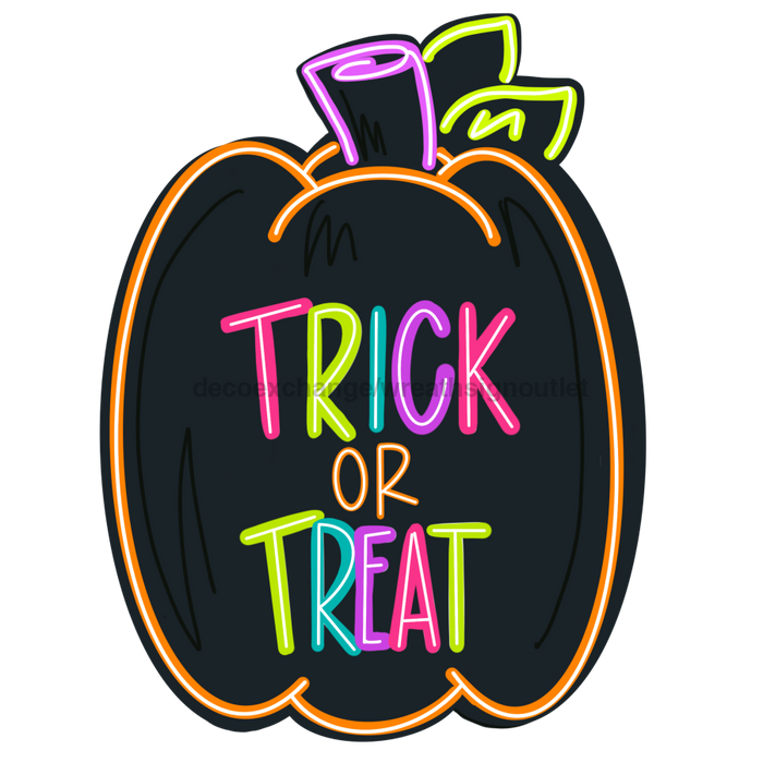 Halloween Trick Or Treat Door Hanger Mj-W-00057 22’ Wood