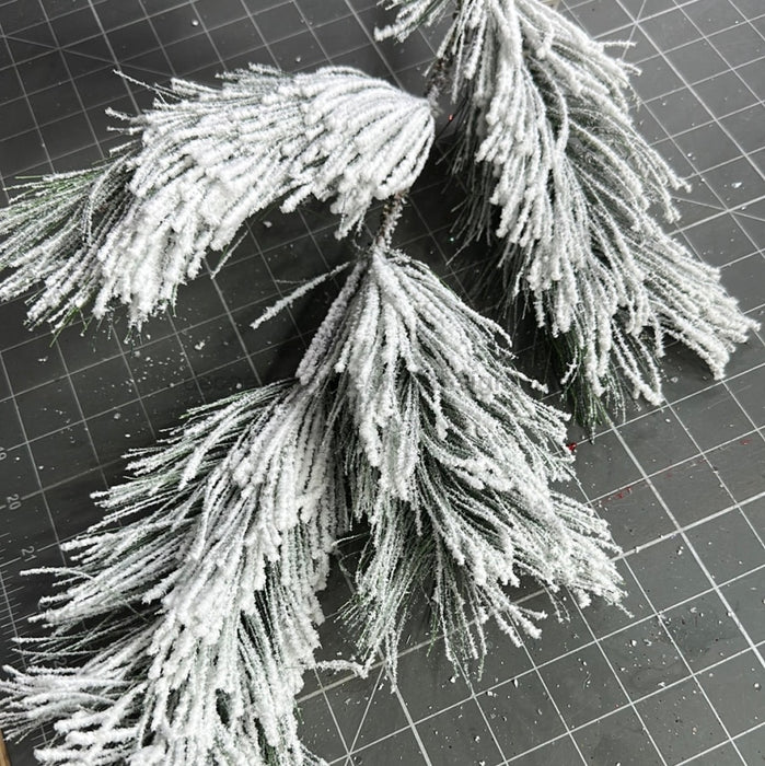 Long Needle Pine Spray 28 39815 Greenery