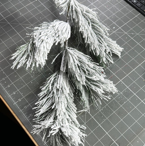 Long Needle Pine Spray 28 39815 Greenery