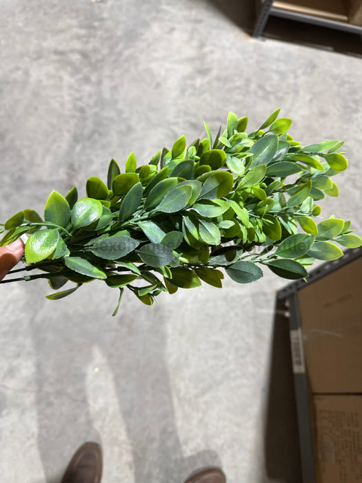 Plastic Boxwood – 7 Stems Fresh Green 57162 Greenery