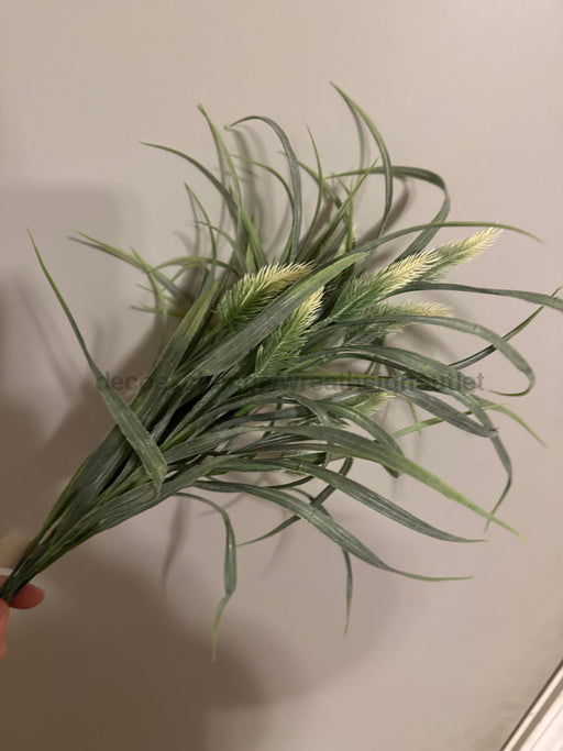 Plastic Grass W/ Wheat – 9 Stems Cream 80421-Fs Greenery