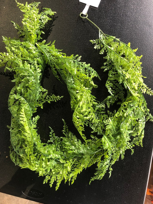 Plastic greenery garland 6ft - DecoExchange