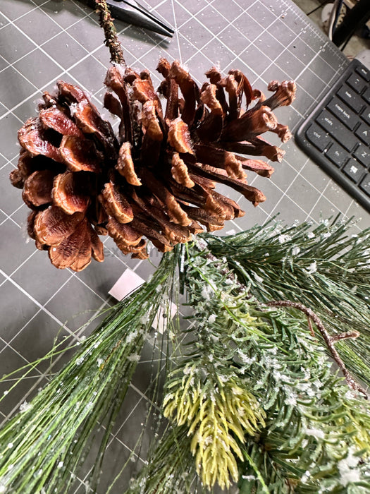 Pvc Pine W/Cone Frst Spray 38131 Greenery