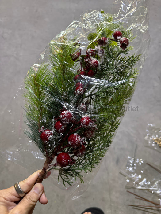 Pvc W/Berry Spry W/Snw Rd 68821 Greenery