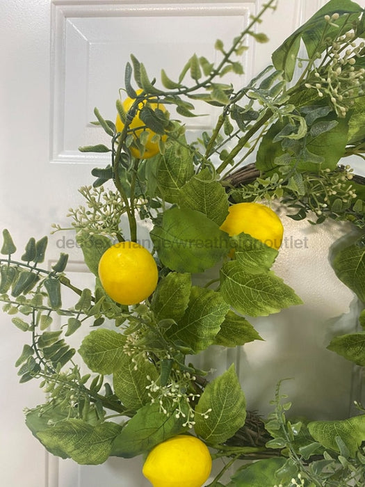 Simple Lemon Wreath - DecoExchange
