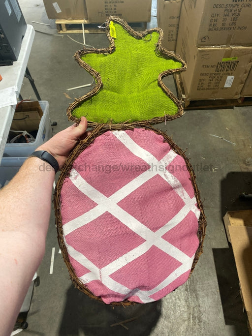 Twig Burlap Pineapple 15X2.5X29 62250PK - DecoExchange