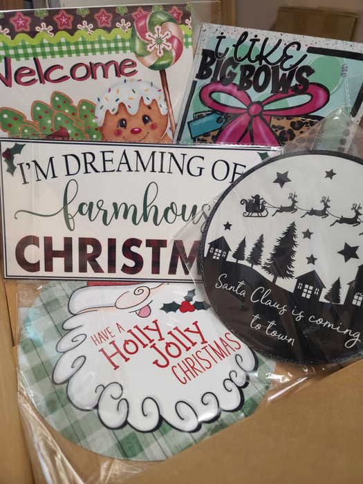 Variety 5 Pack of Christmas Signs, Metal Signs DECOE-998, Sign For Wreaths - DecoExchange®