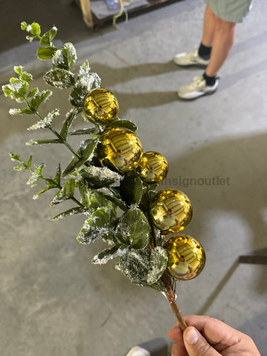 Xmas Berry W/Euc Spray Gld 68651 Greenery